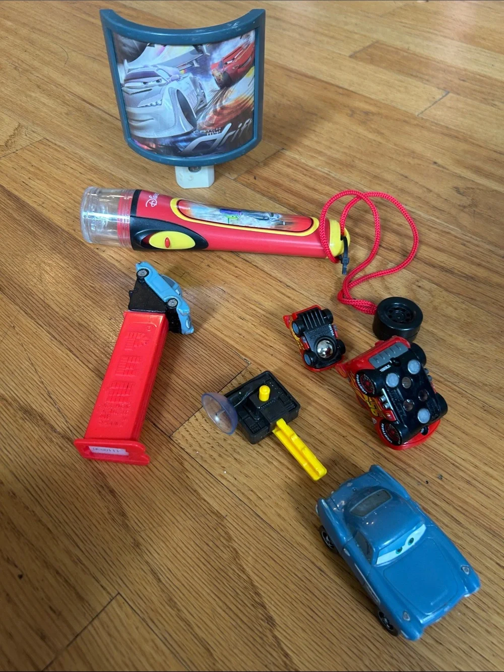 Disney Red and Blue Cars Flashlight Set with Mini Lightning McQueen Toys